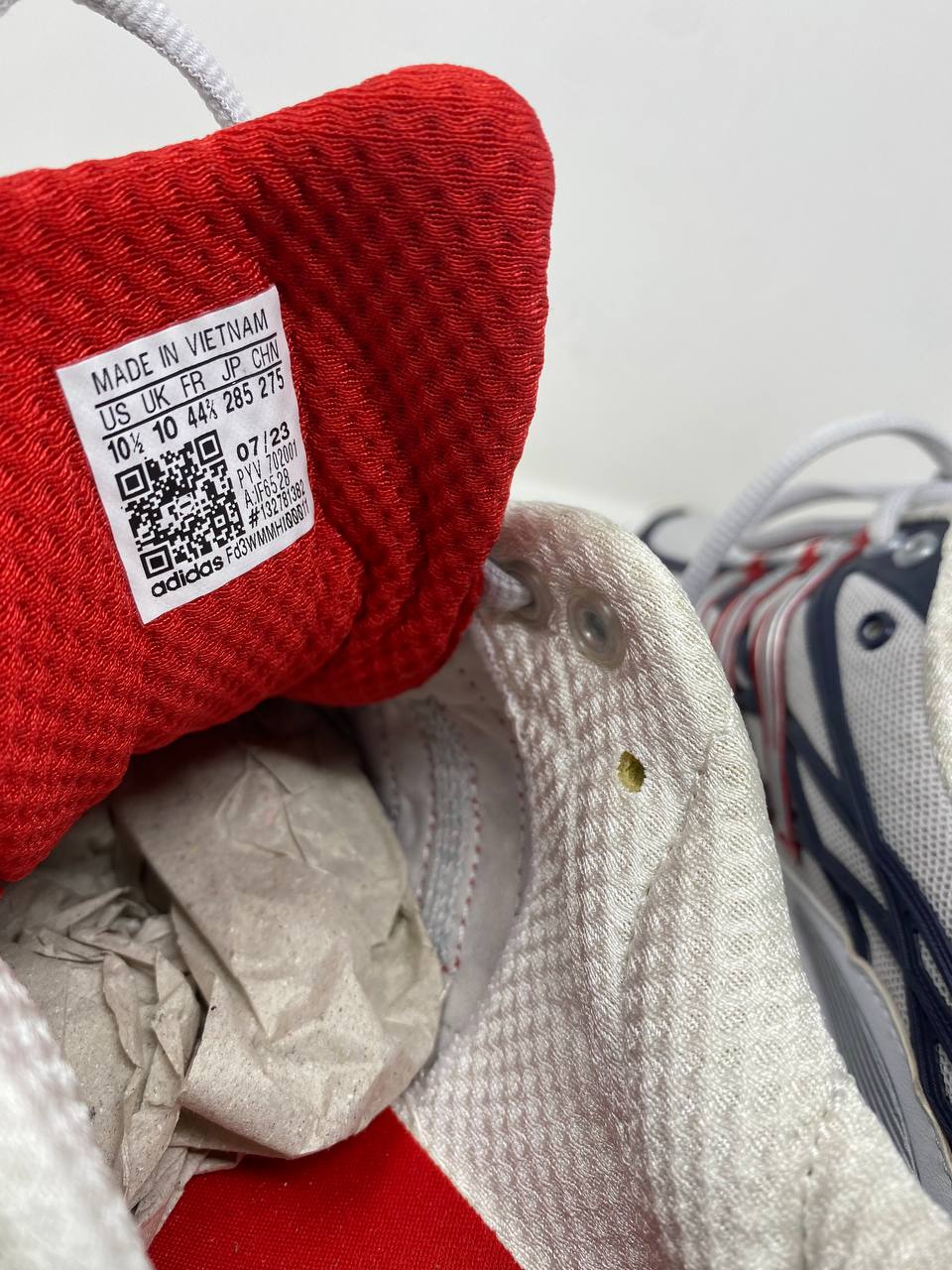 Adidas Response CL Running Shoes Cream White Navy Scarlet US 9.5