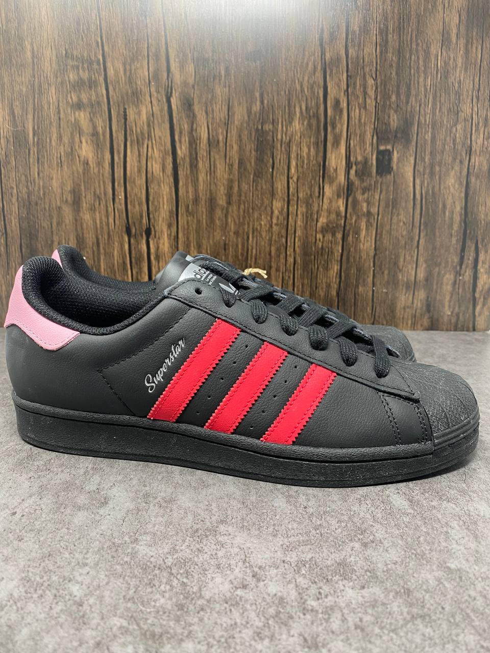 Adidas Superstar Sneakers Womens US 8 Black/Red/Pink Good Condition