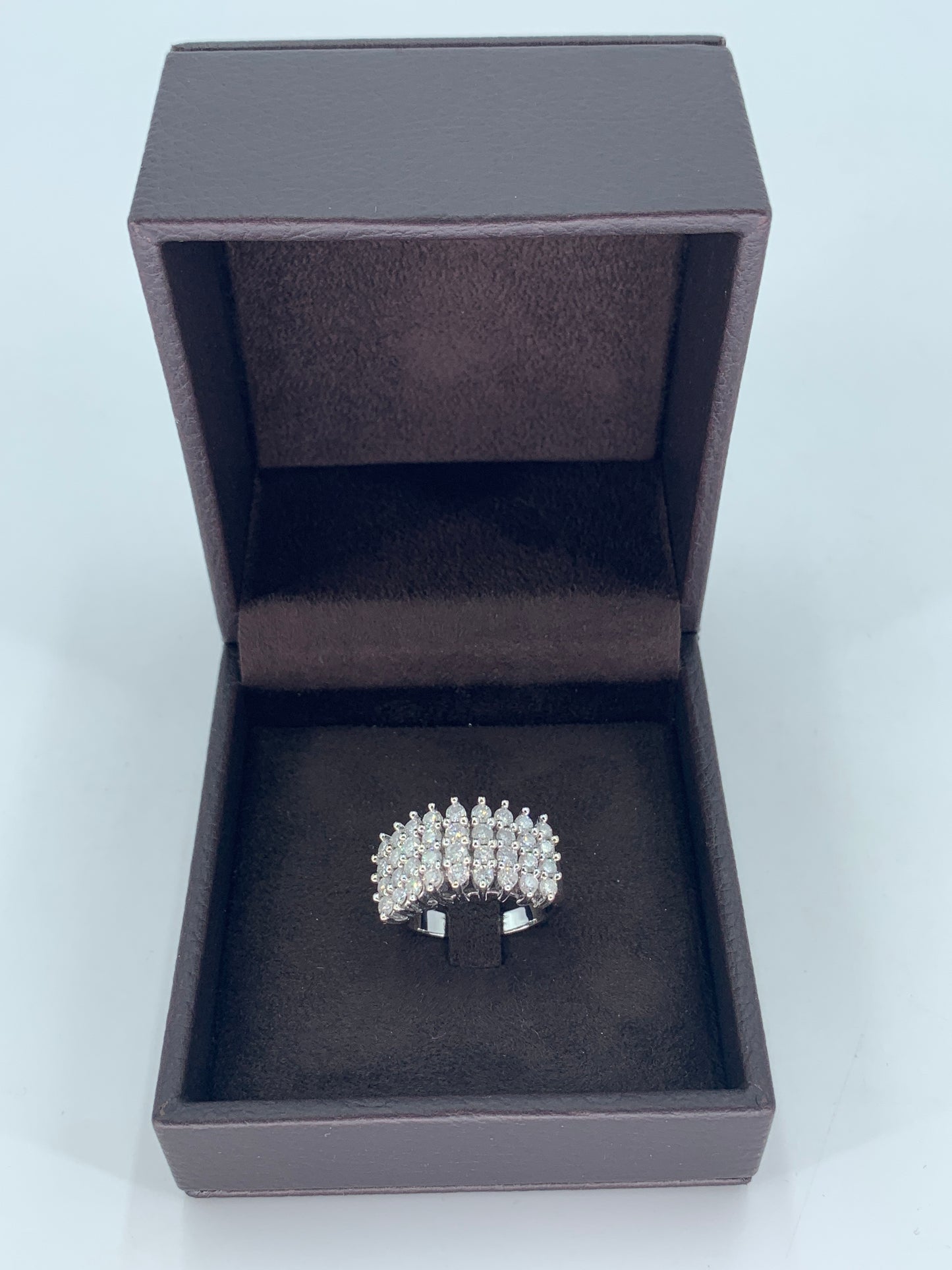 14k White Gold Diamond Cluster Ring - Like New - Womens Jewelry
