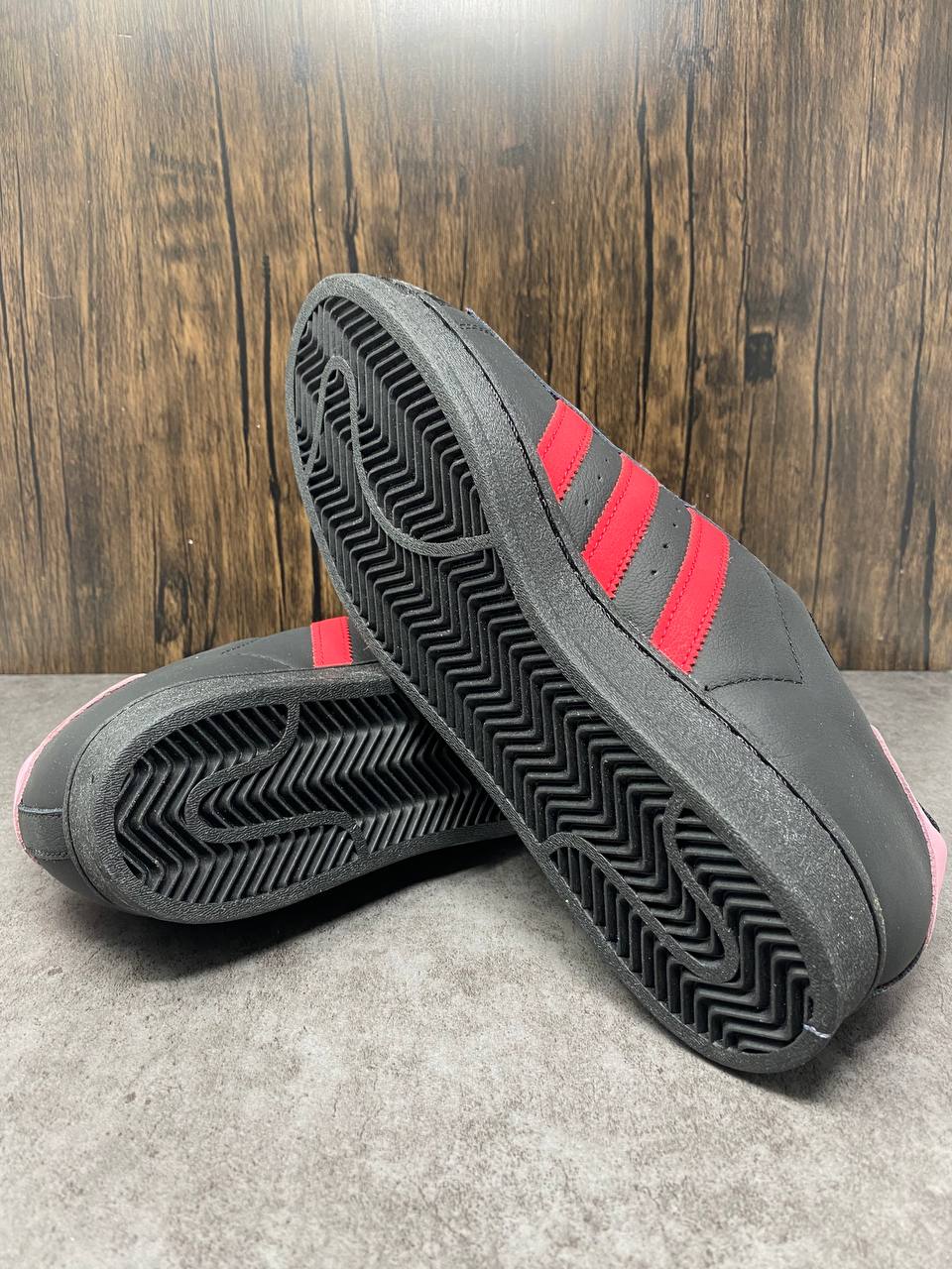 Adidas Superstar Sneakers Womens US 8 Black/Red/Pink Good Condition