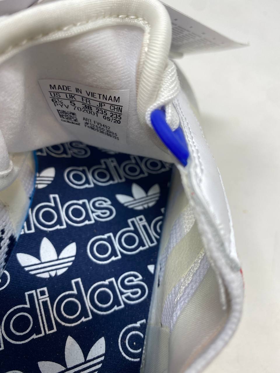 Adidas Retropy F2 Womens Sneakers White/Multi US 7.5 Like New