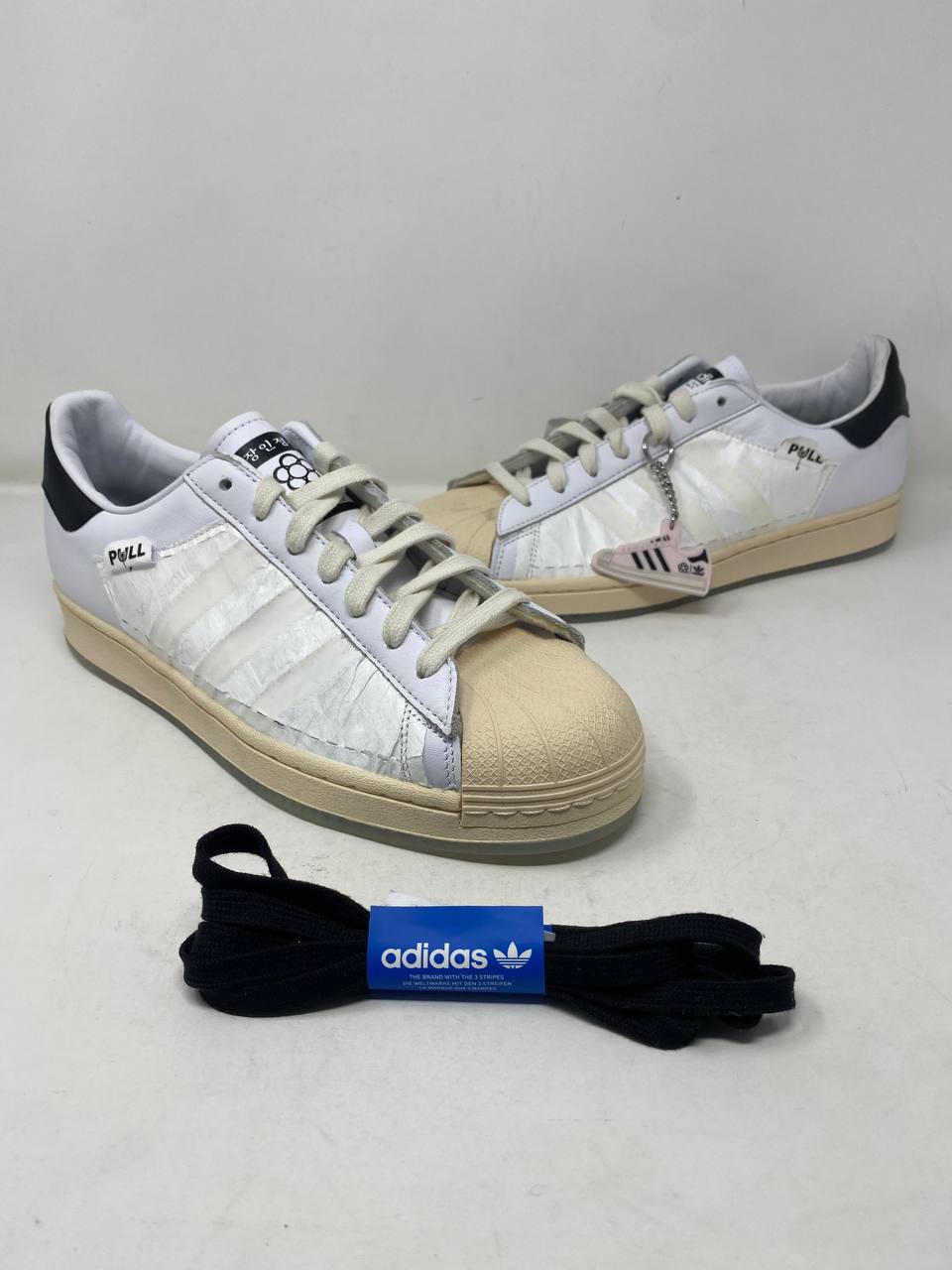 Adidas Superstar PÖLL Seoul Sneakers Mens US 9 White Like New
