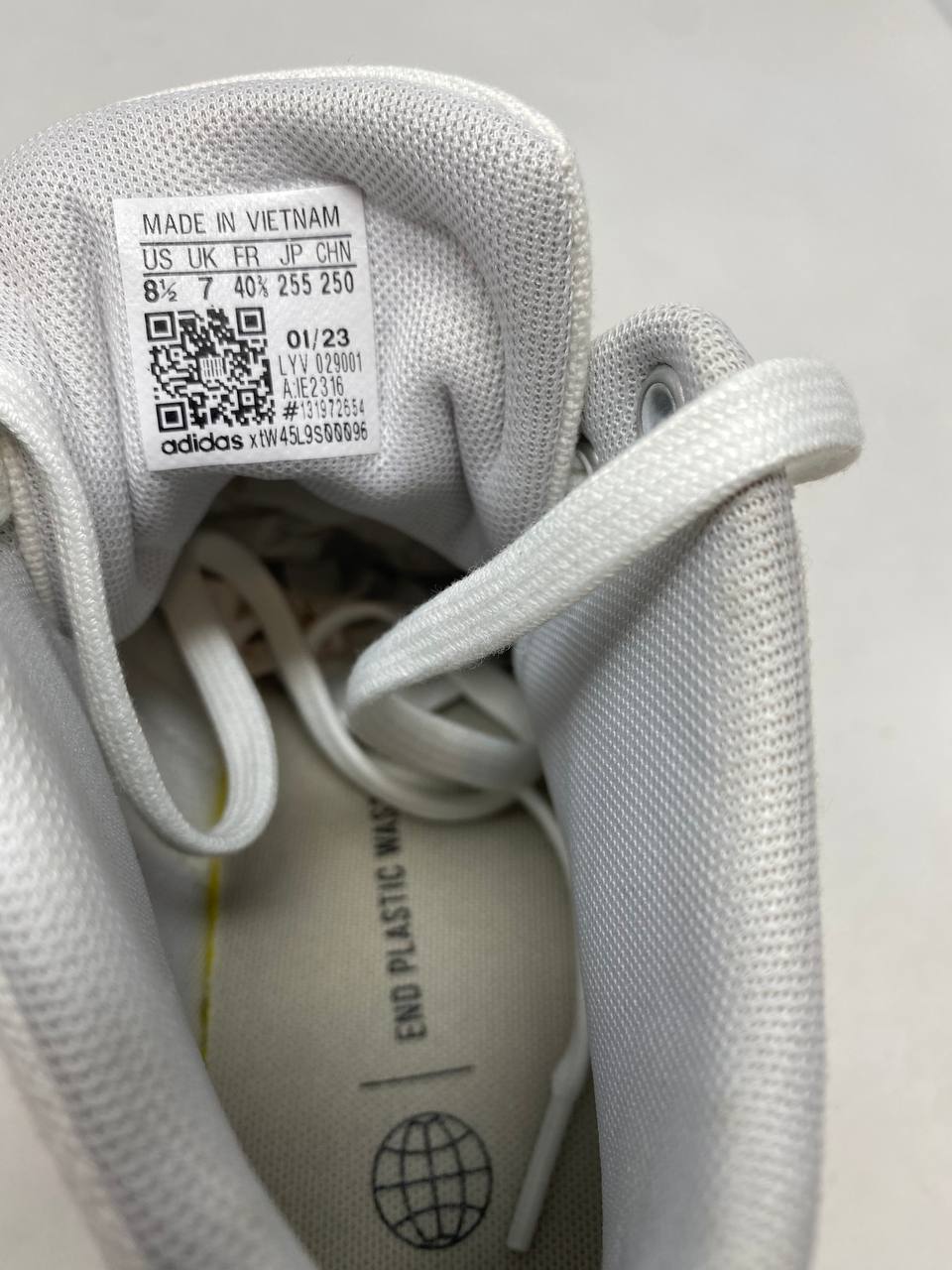 Adidas Nizza Platform Mid Womens Sneakers White - Like New
