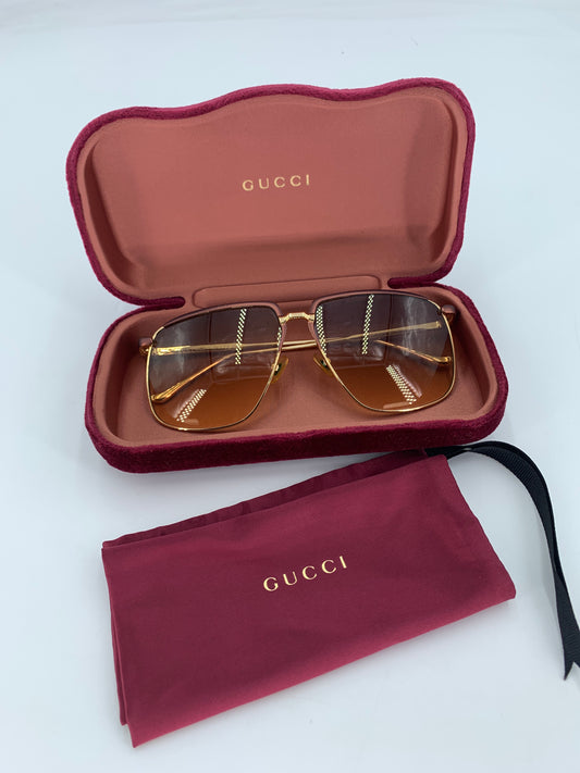 Gucci Rectangular Sunglasses Brown Gold Metal Frames w/Case Like New