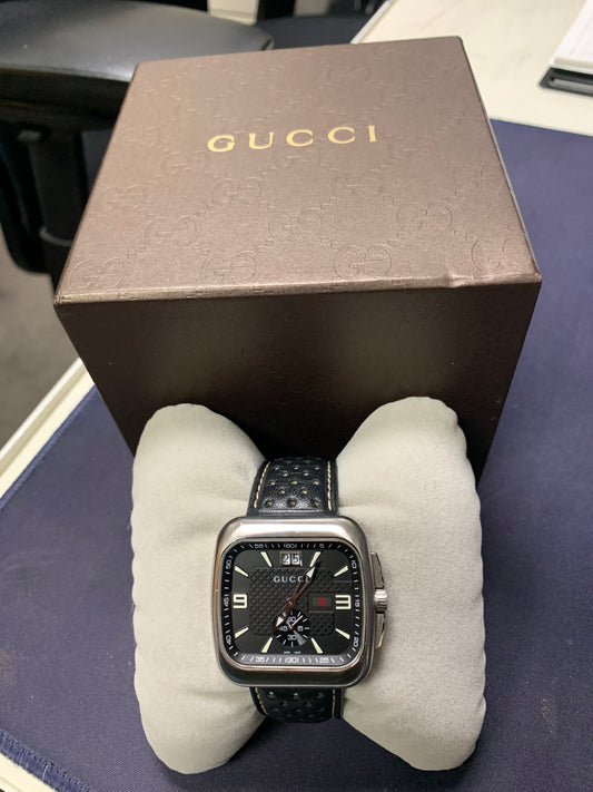Gucci Grip Automatic Date Mens Watch 40mm Black Leather Strap